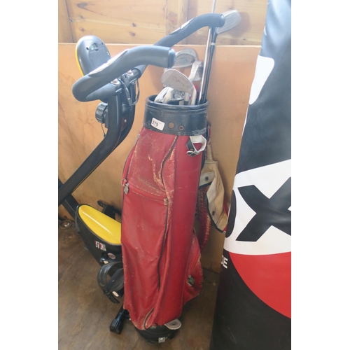 279 - GOLF BAG AND CLUBS