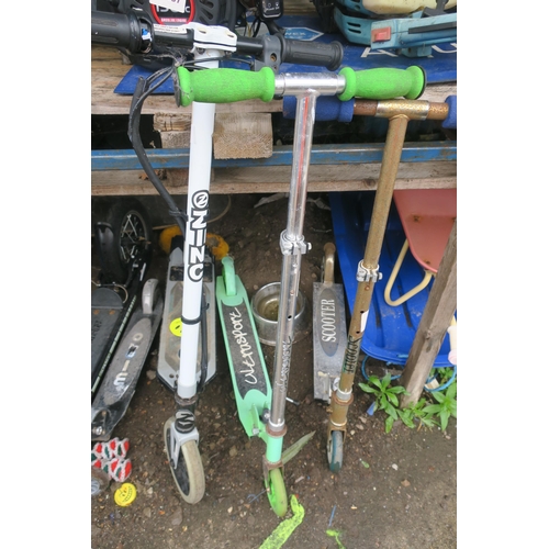 116 - 3 SCOOTERS