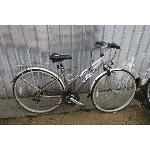 18 - RALEIGH ALUMINIUM ROAD BIKE