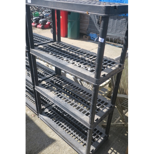 132 - SHELVING UNIT