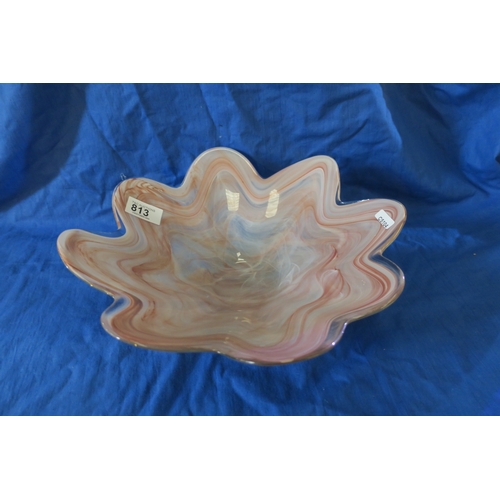 813 - GORGEOUS MORANO STYLE FLOWER SHAPED GLASS BOWL