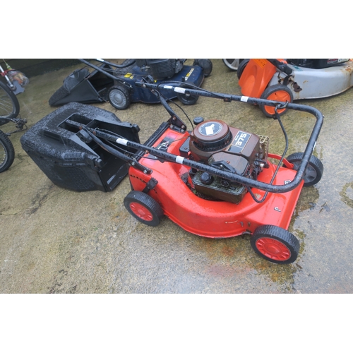 45 - RAIDER SPRINT 375 MOWER