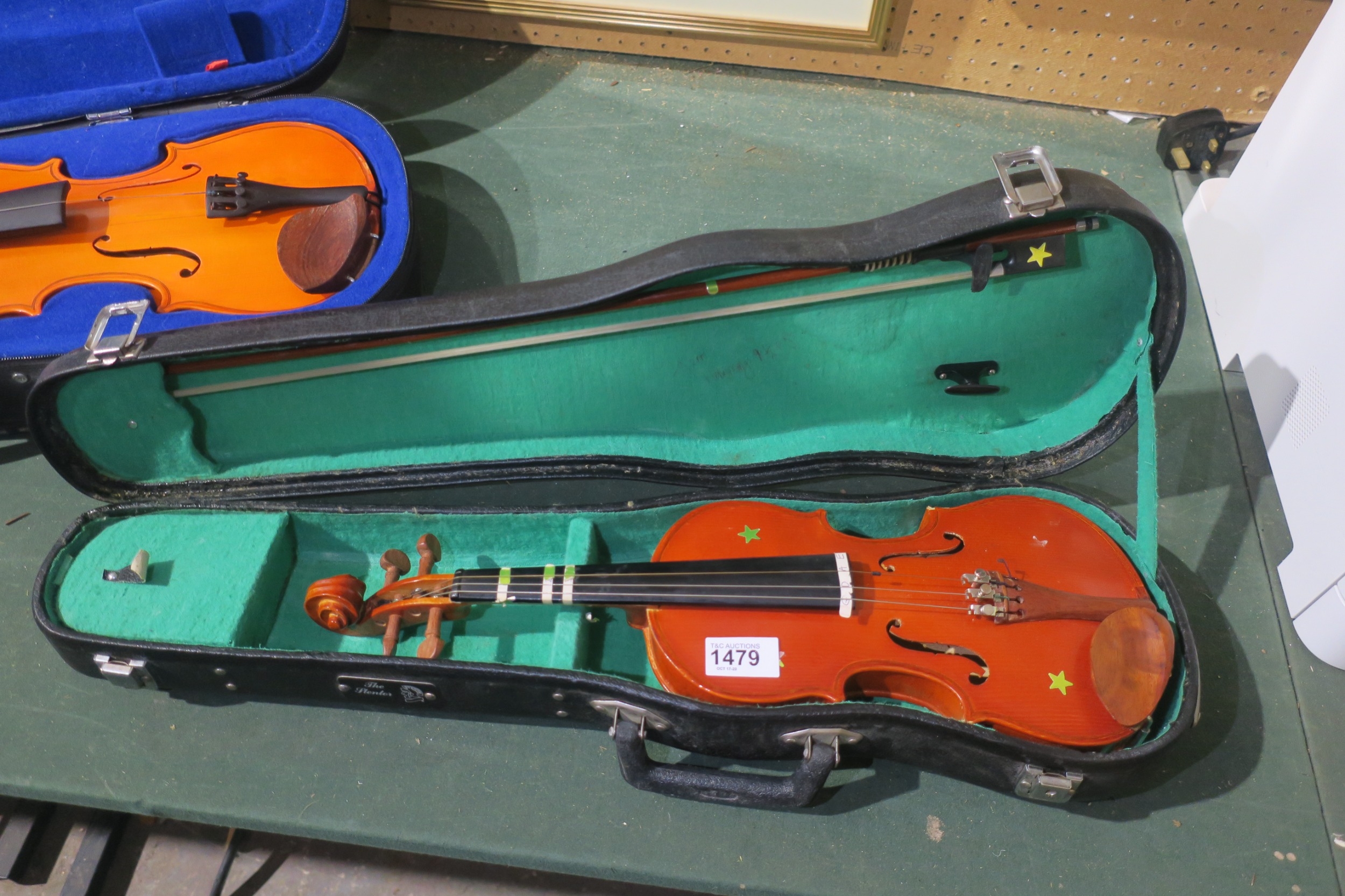 STENTOR STUDENT VIOLIN IN CASE