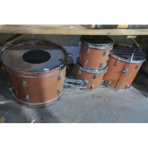 1497 - HOHNOR DRUM KIT SET