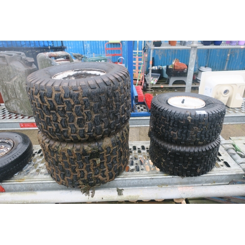 140 - 2 TURF SAVER TYRES