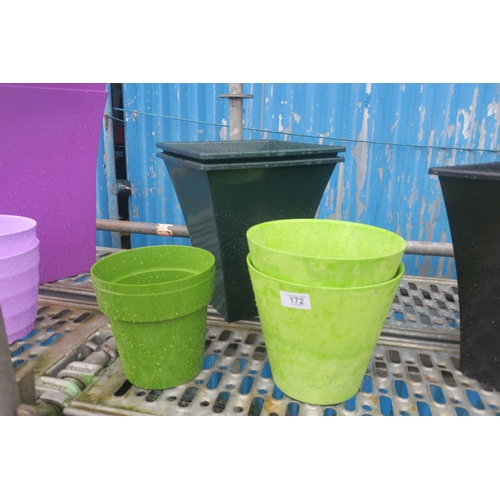 172 - SELECTION OF GREEN PLANTERS