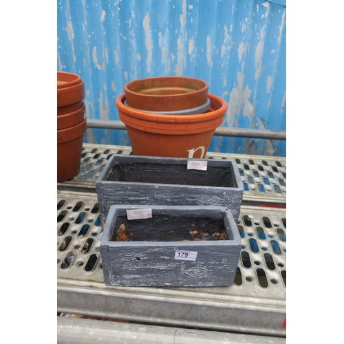 179 - SELECTION OF PLANTERS