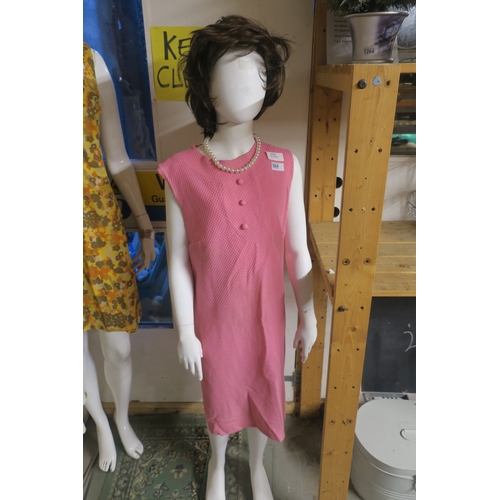 504 - VINTAGE 50'S/60'S SHIFT DRESS - SOFT PINK