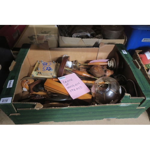 618 - CRATE OF VINTAGE TREEN ITEMS