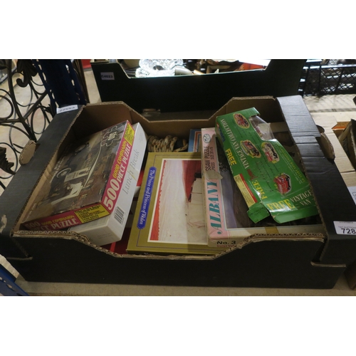 728 - CRATE OF VINTAGE BOARD GAMES AND PUZZLES