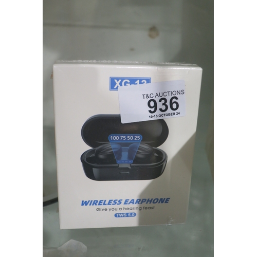 936 - WIRELESS EAR BUDS