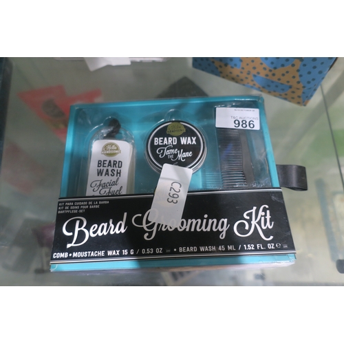 986 - BEARD GROOMING KIT