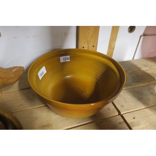 1256 - LARGE DISH