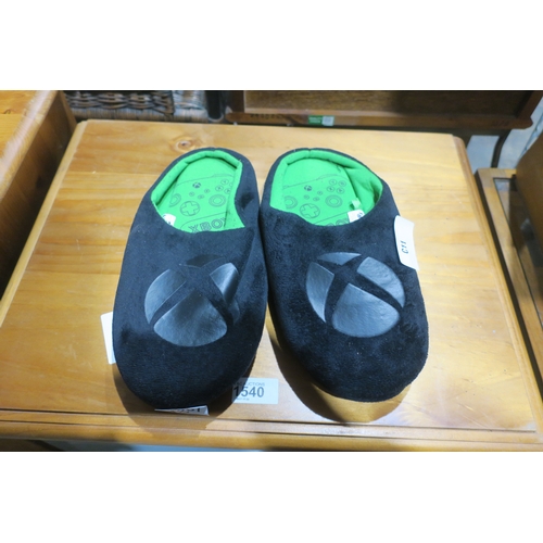 1287 - XBOX SLIPPERS SIZE 7/8