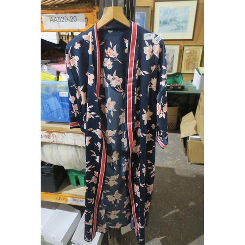 1337 - FLORAL DRESSSING GOWN