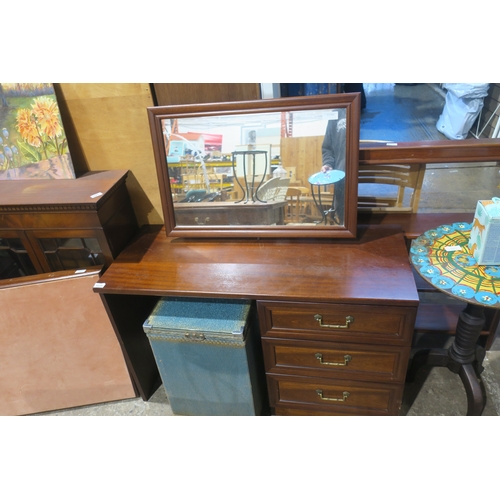 1628 - MID-CENTURY G-PLAN DRESSING TABLE