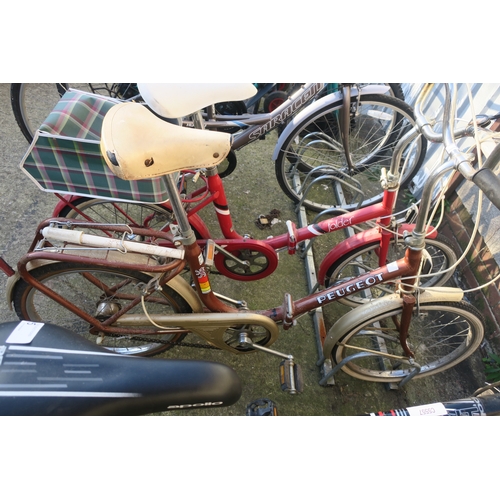 6 - VINTAGE PEUGEOT FOLDING BIKE