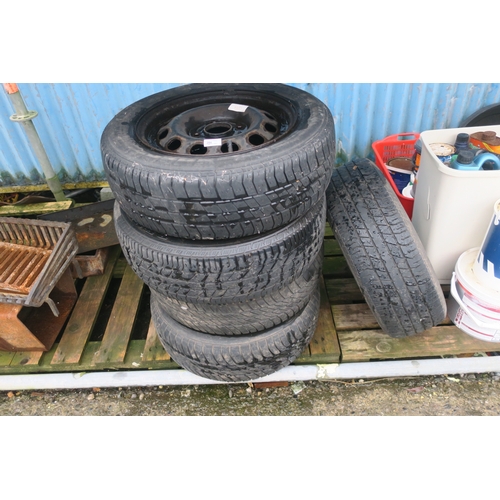 208 - 5 CAR WHEELS 185 60 R14