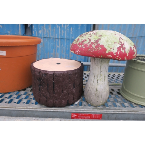 212 - MUSHROOM AND LOG GARDEN ORNAMENTS