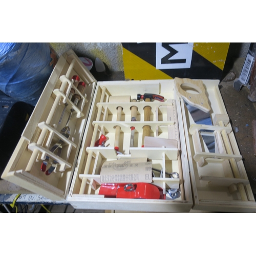 235 - CHILDS WOODWORKING KIT