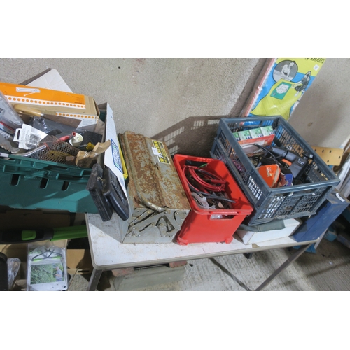 154 - JOB LOT OF TOOLS