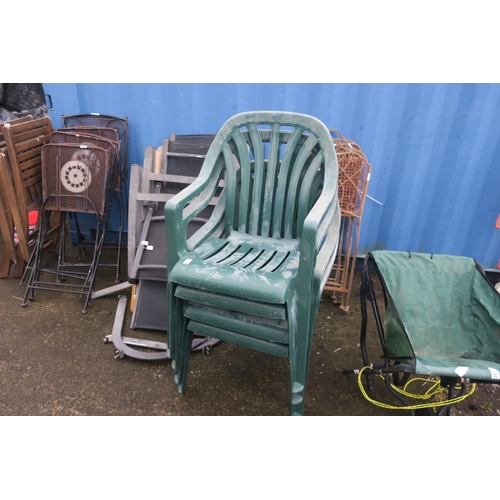 40 - 4 GARDEN CHAIRS