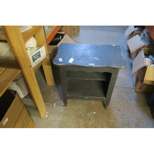 501 - OPEN FRONT POT CUPBOARD