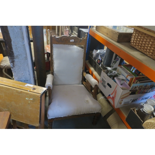 543 - VINTAGE CHAIR FOR RE-UPHOLSTORING