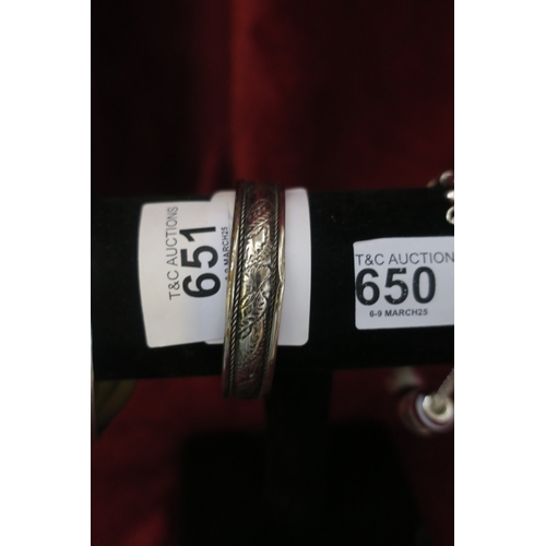 Lot 651       