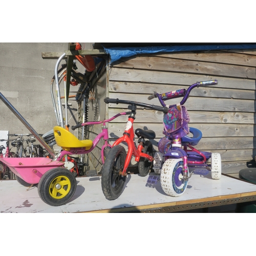 27 - 3 KIDS TRIKES