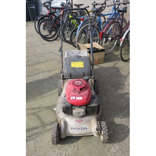 38 - HONDA EASY START MOWER WITH GRASS BOX