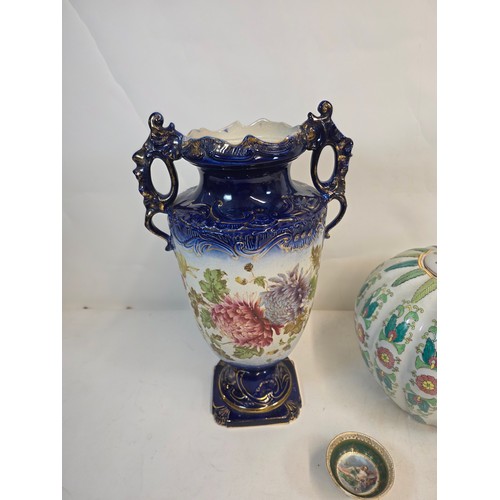 143 - Ceramics. Collectors lot to include a large vintage Mantle Vase, a large Chinoiserie Ginger Jar, sma... 