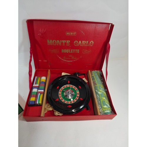 180 - Vintage Toys and Games lot to include Waddington's Formula One car racing game, Monte Carlo Roulette... 