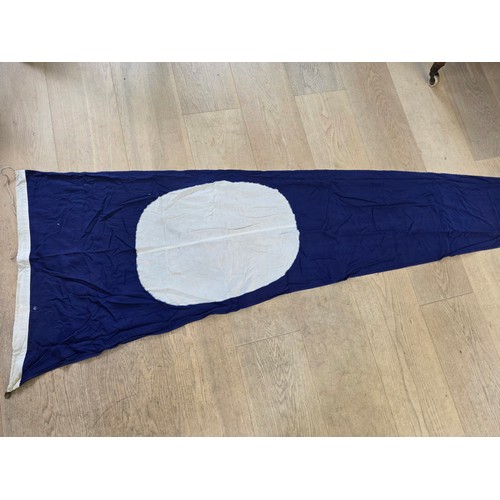 Lot 195       