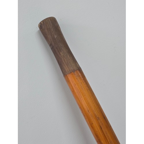 3 - A pair of Antique wooden Oars, nice patina and age. 182cm long