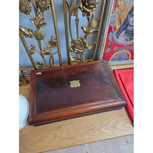 17 - Mixed lot of vintage items to include roller skates,  floral panels, napkin rings, wooden box, flask... 
