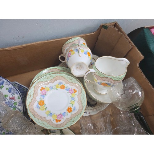 29 - Mixed lot of vintage ceramics and glass to include Royal Doulton, Copeland Spode and Royal Copenhage... 