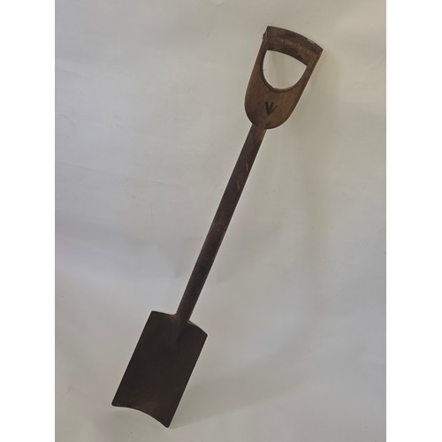WWI/WW" Trenching spade.