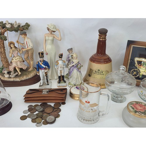 72 - A good mixed lot of collectables to include Swarovski crystals, a clock depciting sa Rolls Royce, Gl... 