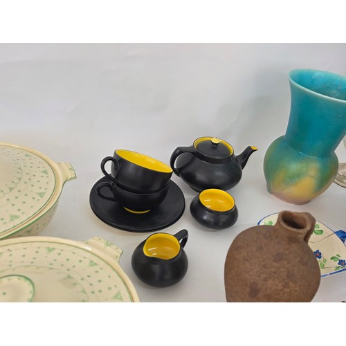 73 - A good Ceramics and Metalware mixed lot to include a part Alfred Meakin Rosario dinner service, a pa... 