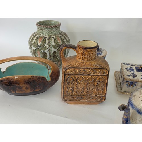 76 - A good mixed lot of vintage ceramics to include Denby, Midwinter, TG green, Chokin, Price and more
