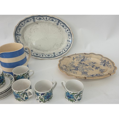 76 - A good mixed lot of vintage ceramics to include Denby, Midwinter, TG green, Chokin, Price and more