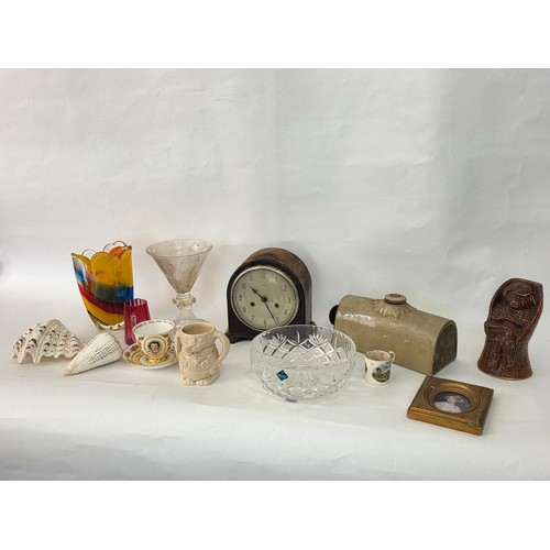 77 - A good mixed lot of vintage glass, ceramics and collectables to include an Iwatsu Hineri Art Glass V... 