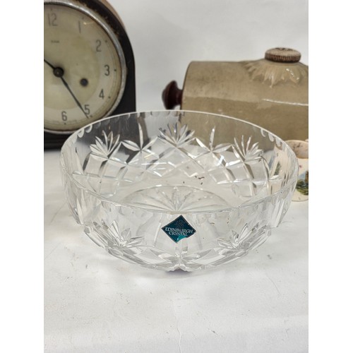 77 - A good mixed lot of vintage glass, ceramics and collectables to include an Iwatsu Hineri Art Glass V... 