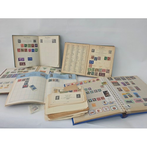 92 - Stamp Collecting. A mixed lot of vintage stamp albums and loose pages