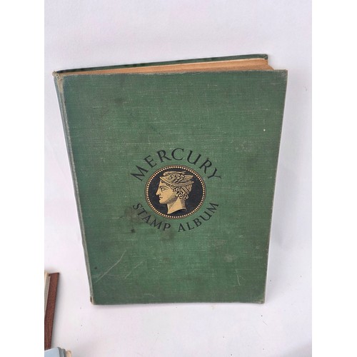 92 - Stamp Collecting. A mixed lot of vintage stamp albums and loose pages