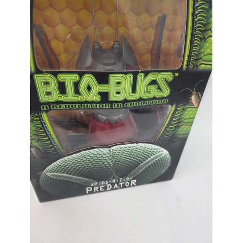 94 - B.I.O. Bugs A revolution in evolution Predator with hand held remote control in original box