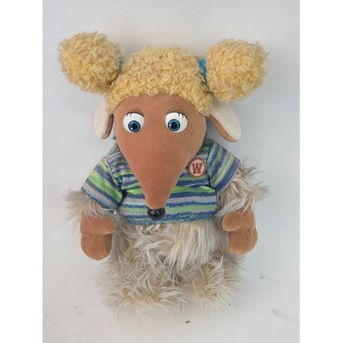 95 - The Wombles. 8 Vintage original Elizabeth Beresford / Film Fair Limited produced Wombles plush soft ... 