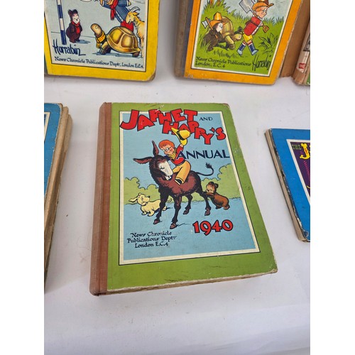106 - Seven Raphet and Happy Annuals 1935 - 1940