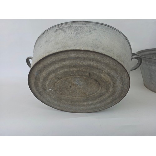 114 - A pair of vintage galvanised metal baths 63cm (L) 35cm (W) 22cm (H)